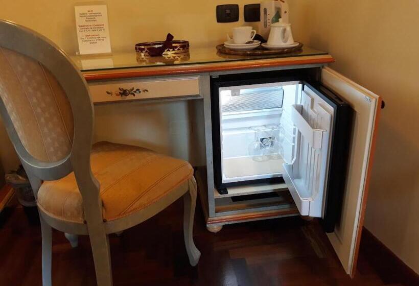 سوییت جونیور, Residenza Della Signoria