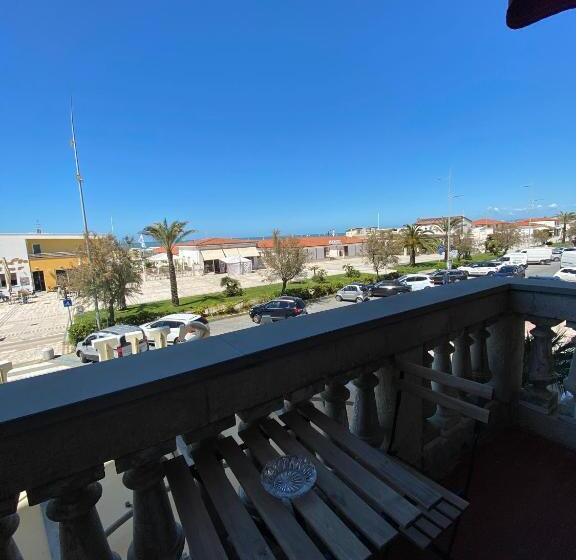 غرفة قياسية مطلّة علي البحر, Alba Sul Mare