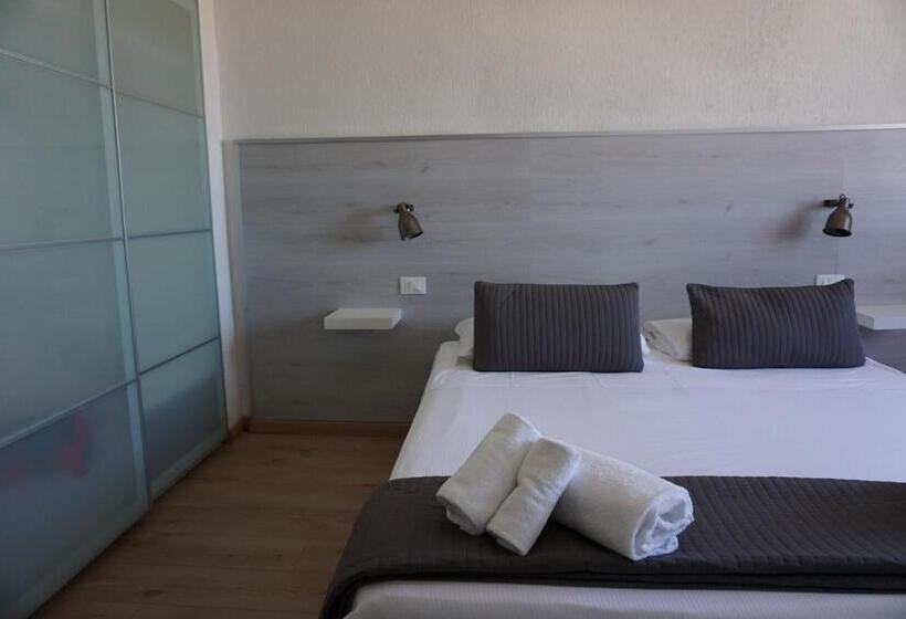 غرفة قياسية مطلّة علي البحر, Alba Sul Mare