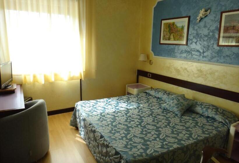 غرفة قياسية, Benny