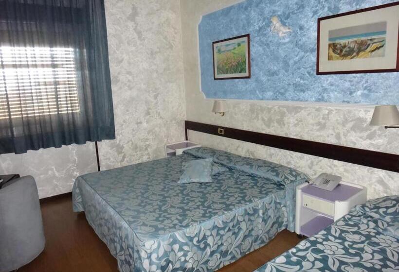 غرفة قياسية ثلاثية, Benny