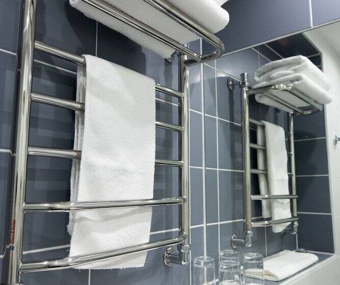 غرفة قياسية, Bon