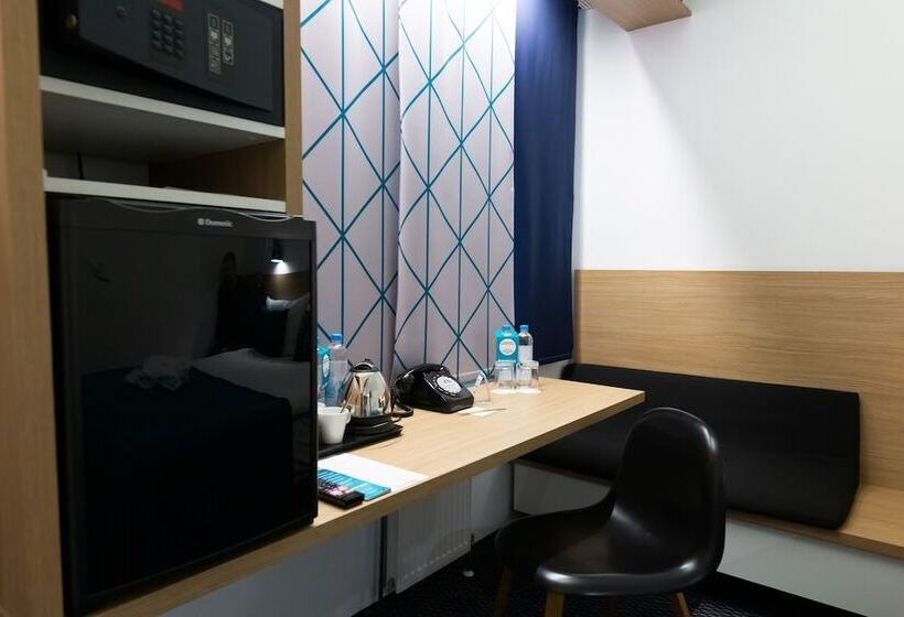 غرفة كومفورت, Bon