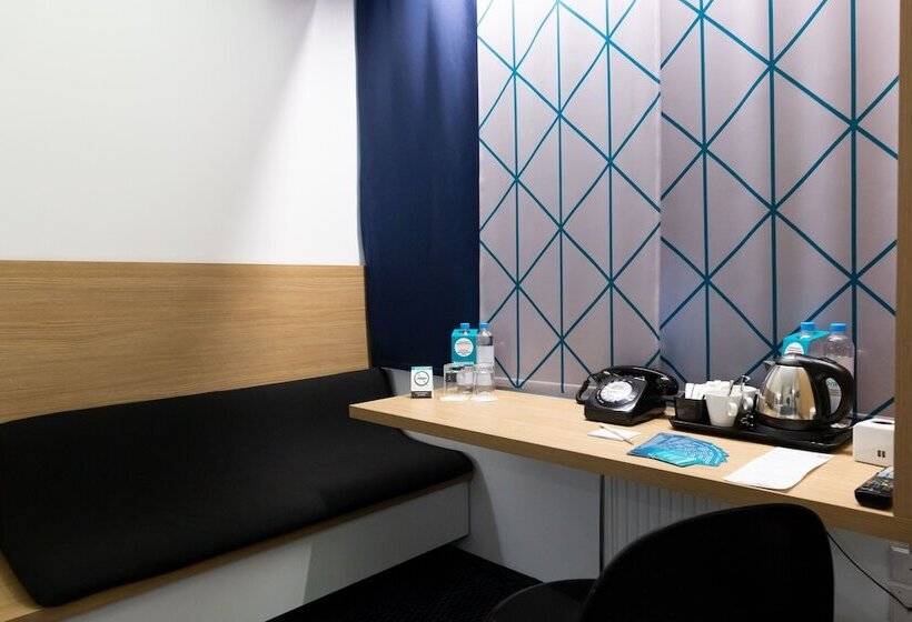 غرفة كومفورت, Bon