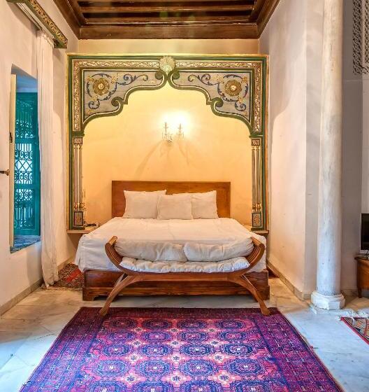 سوییت جونیور, Dar Ben Gacem
