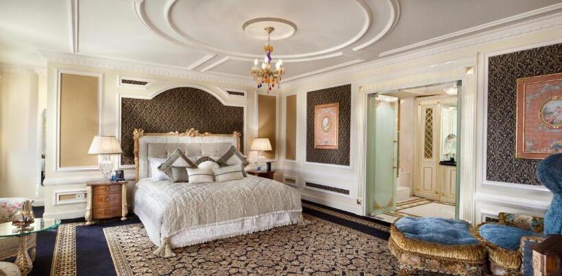 سوئیت پرزیدنت, Divan Erbil