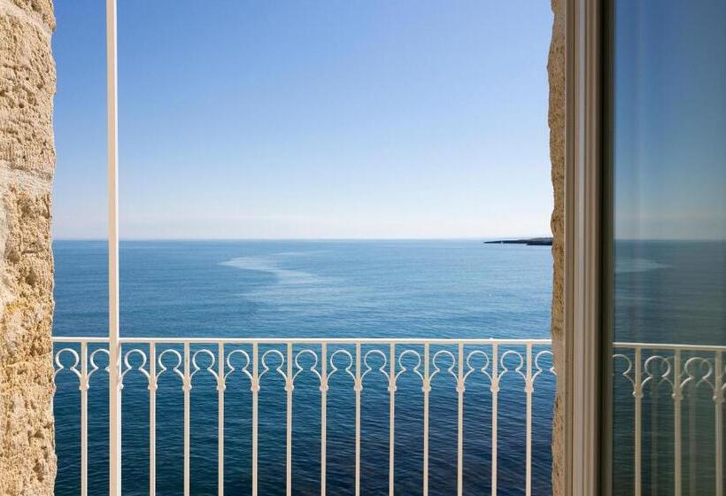 Люкс с Балконом, Don Ferrante