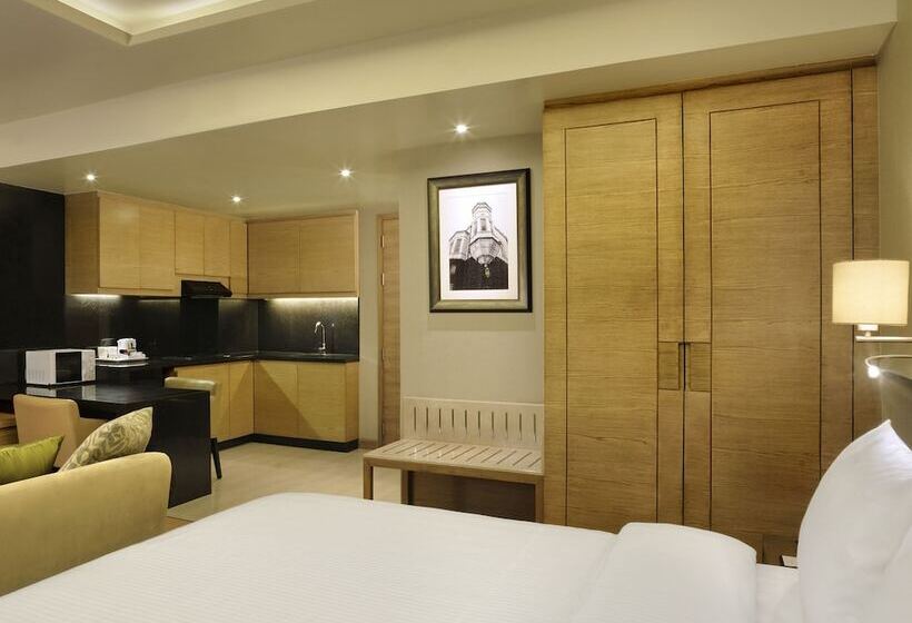 إستوديو قياسى سرير كينج, Doubletree Suites By Hilton Bengaluru Outer Ring Road