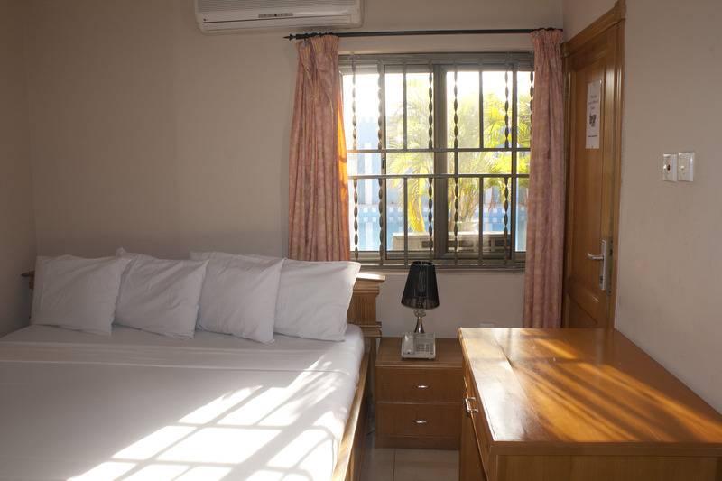 اتاق استاندارد یک نفره, Eastgate