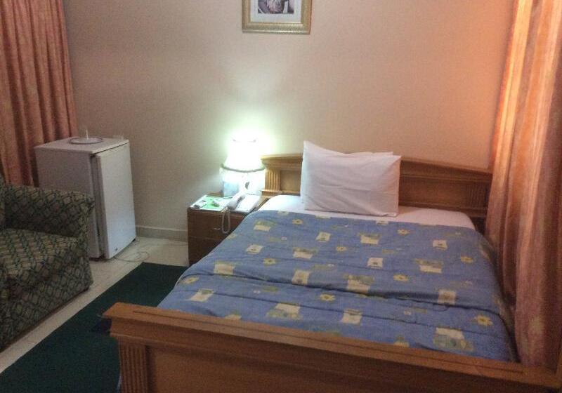 اتاق استاندارد یک نفره, Eastgate