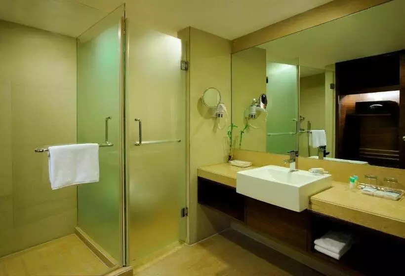 スーペリアールーム, Four Points By Sheraton Ahmedabad