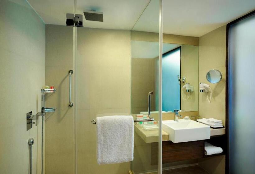 Люкс, Four Points By Sheraton Ahmedabad