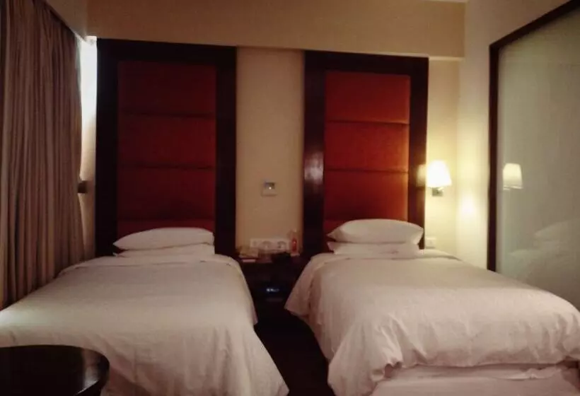 スーペリアールーム, Four Points By Sheraton Ahmedabad