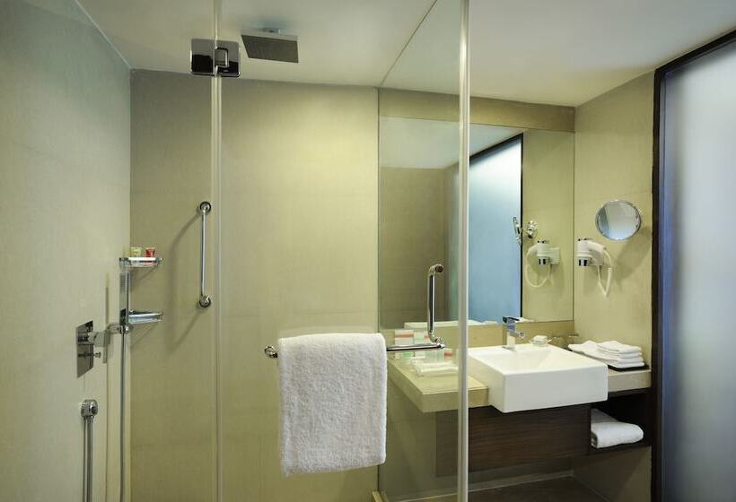 Люкс, Four Points By Sheraton Ahmedabad