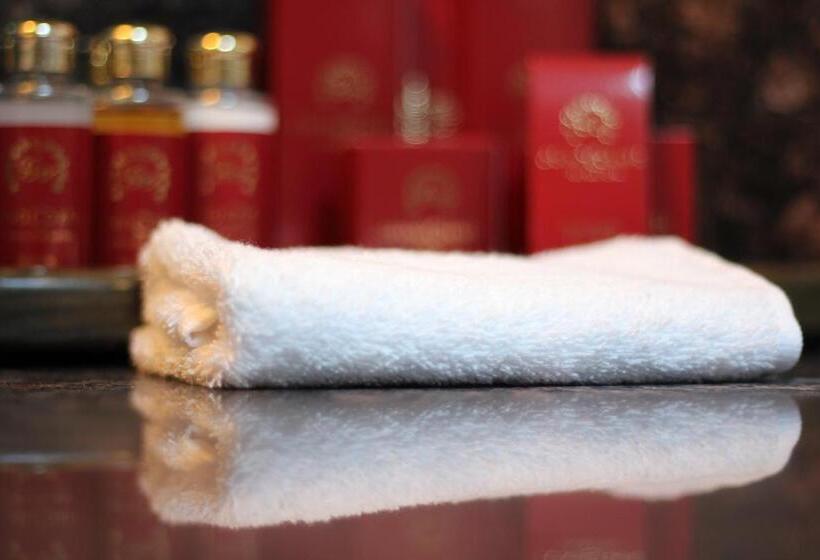 اتاق استاندارد, Grand Corner Boutique