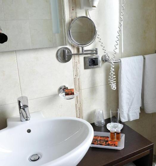 سوییت جونیور, Gullo