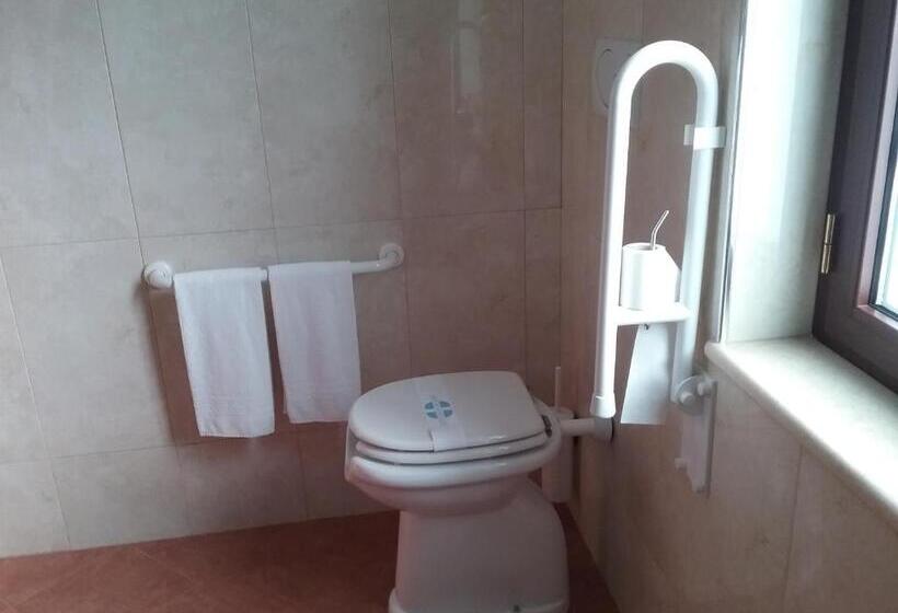 اتاق اکونومی, Gullo