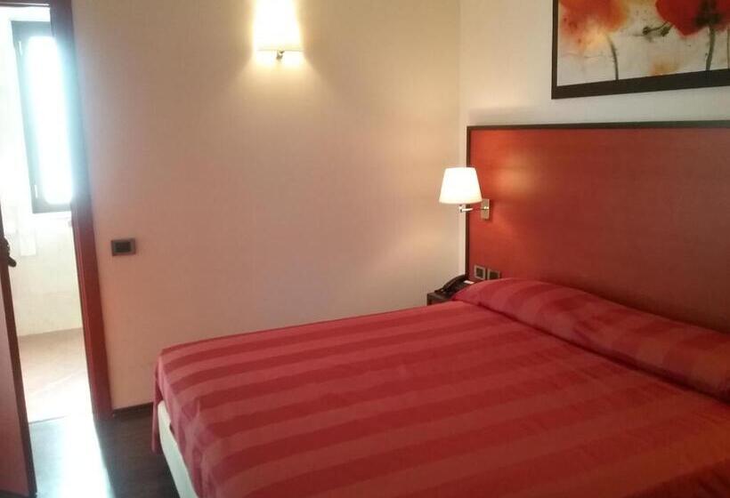 اتاق اکونومی, Gullo