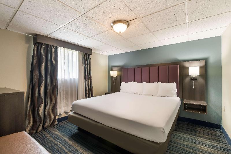 اتاق استاندارد, Gullo