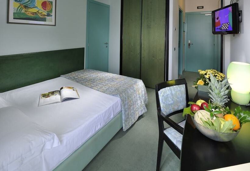 컴포트 싱글 룸, Medusa Splendid