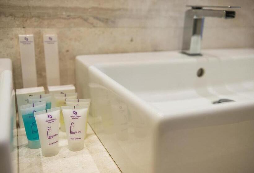 Номер Economy, Nic