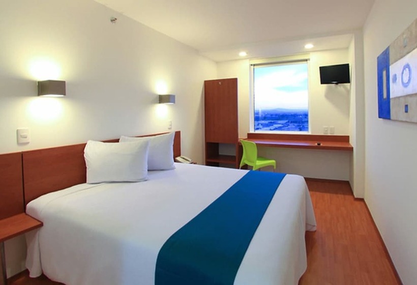 Номер Superior, One Queretaro Aeropuerto