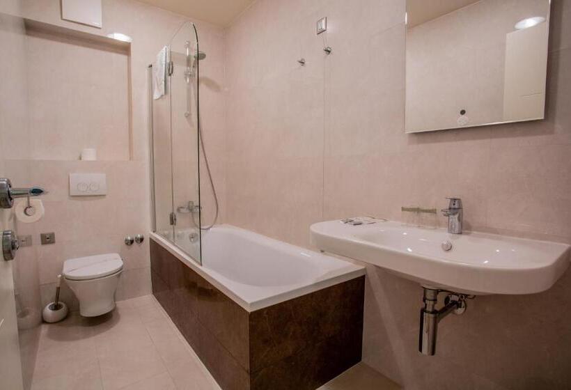 חדר סטנדרט נוף להרים, Pleter