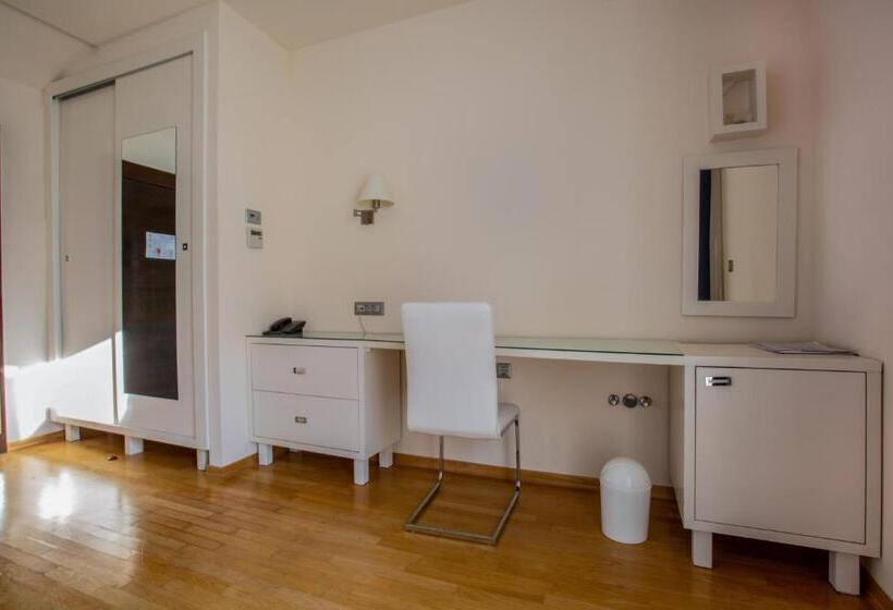 3-Bett-Standardzimmer, Pleter