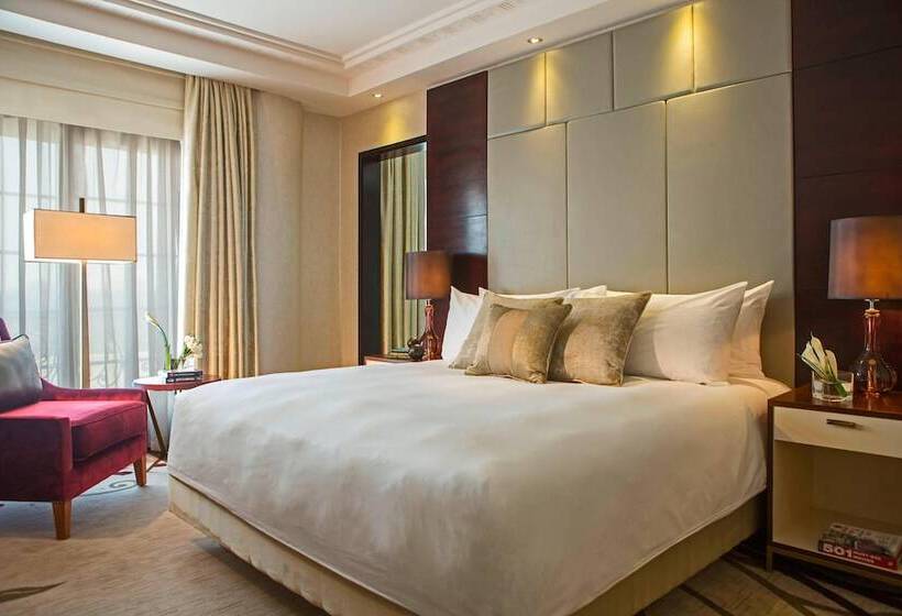 سوئیت پرزیدنت, Renaissance Cairo Mirage City