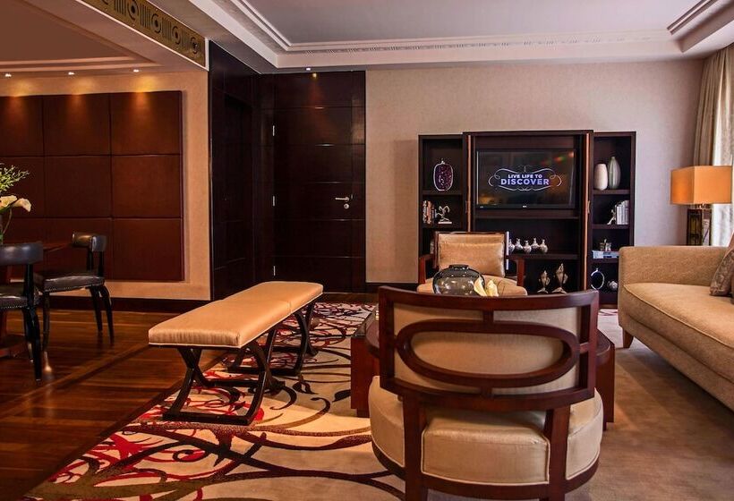 سوئیت پرزیدنت, Renaissance Cairo Mirage City