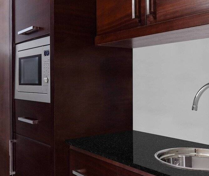 سوئیت پرزیدنت, Renaissance Cairo Mirage City