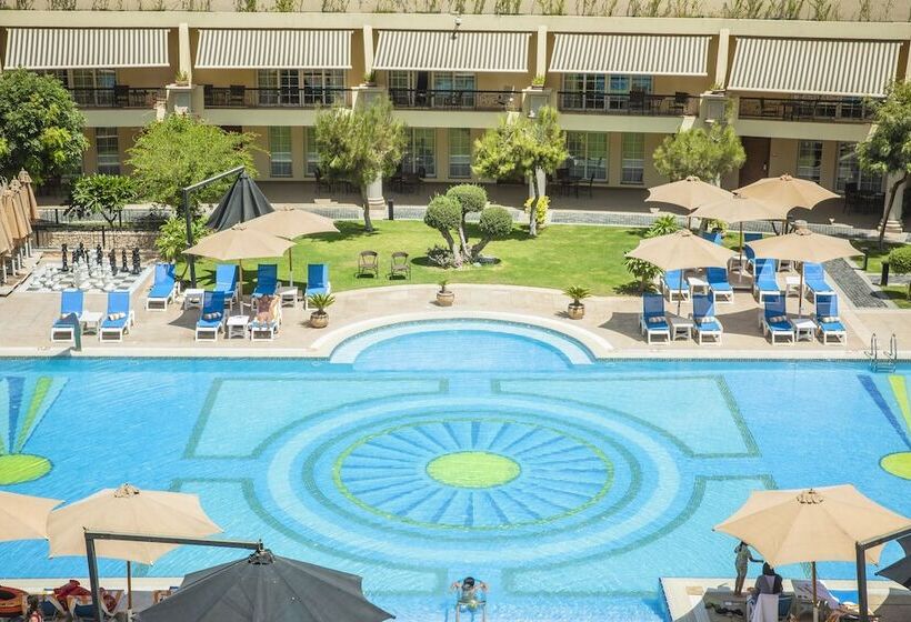 سوئیت اجرایی با تخت کینگ, Renaissance Cairo Mirage City