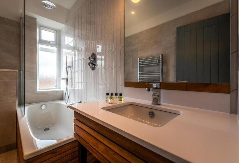 Номер Deluxe Кровать Кинг, Sligachan