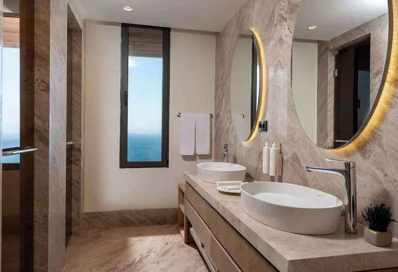 スイート（家族用）, Swissôtel Living Bodrum