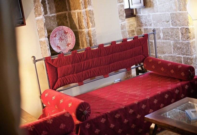 سوییت, Tenuta Monacelli Lecce