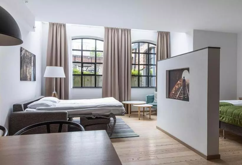 スーペリアスタジオ, The More Hotel Lund