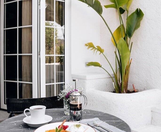Люкс с Бассейном, Yacht Classic Hotel   Boutique Class