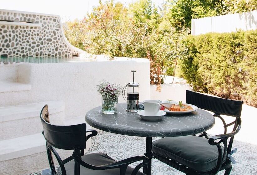 Люкс с Бассейном, Yacht Classic Hotel   Boutique Class