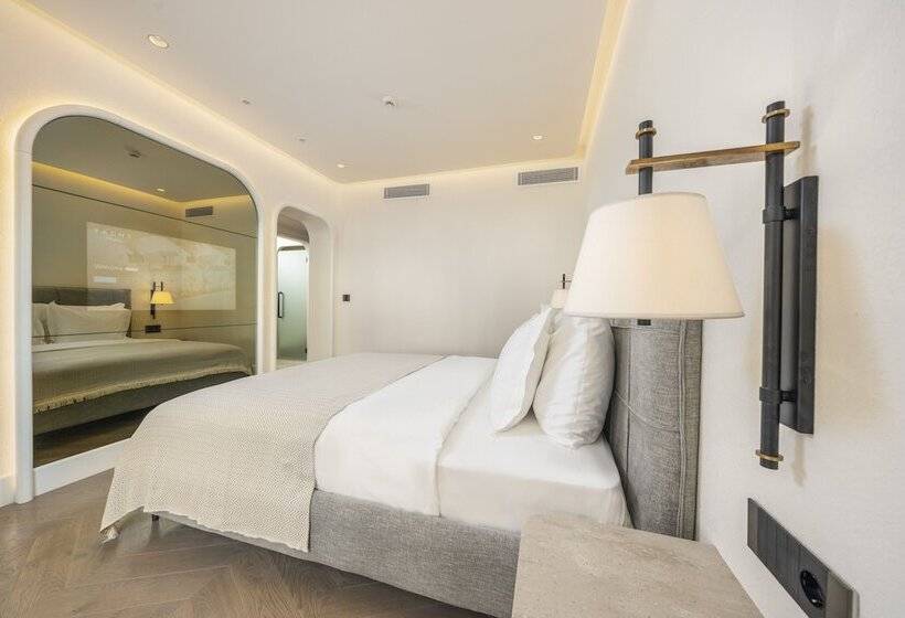 Полулюкс, Yacht Classic Hotel   Boutique Class