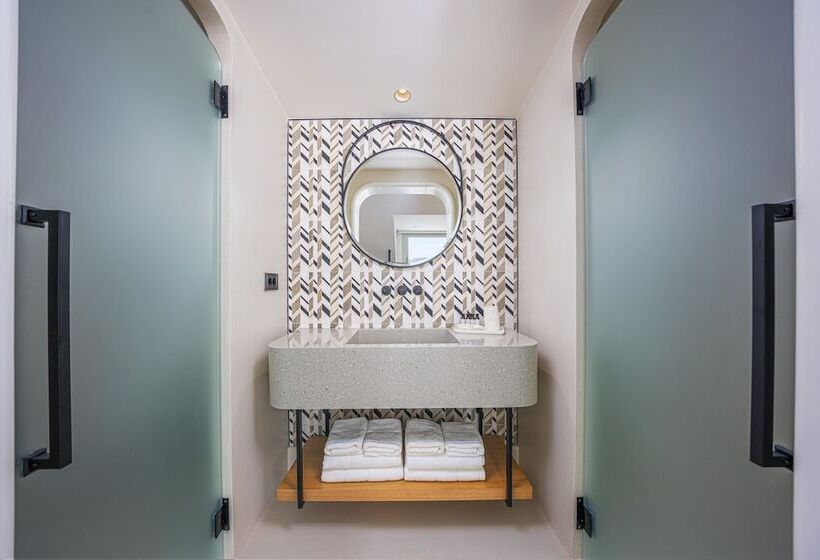 Номер Стандарт, Yacht Classic Hotel   Boutique Class