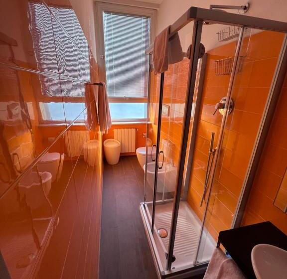 استودیوی استاندارد, Residence Star