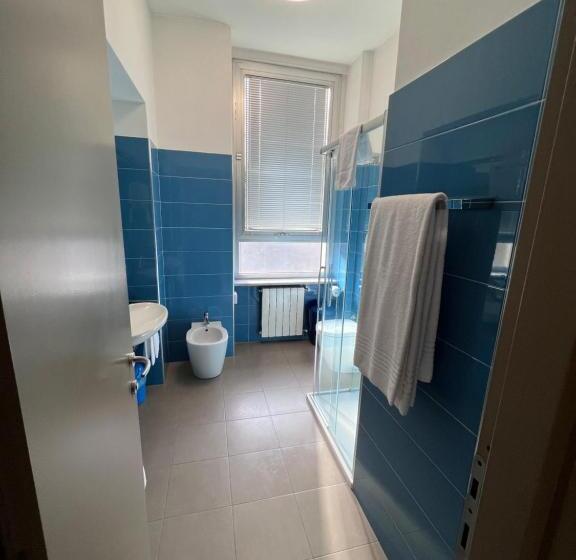 استودیوی لوکس, Residence Star