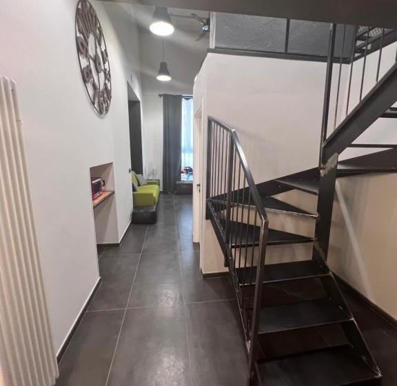 اتاق دوبلکس, Residence Star
