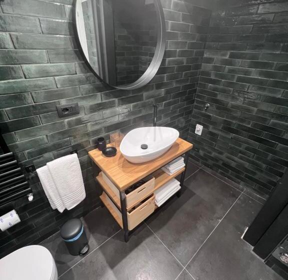 اتاق دوبلکس, Residence Star