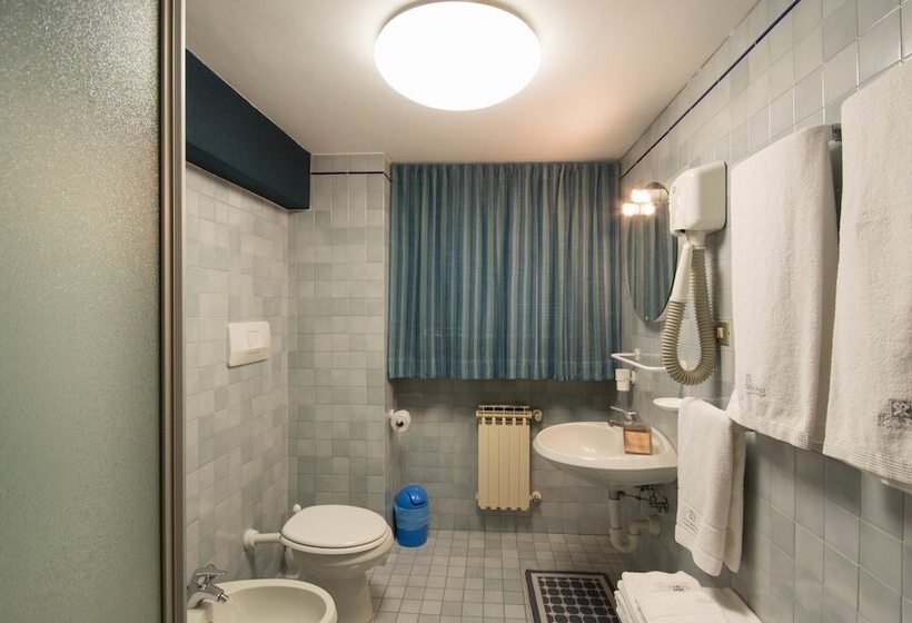 آپارتمان 1 خوابه, Residence Star