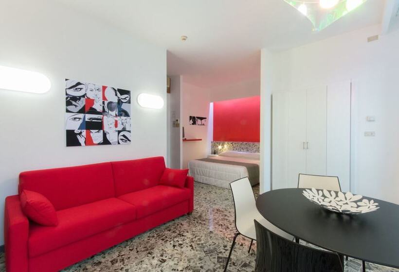 استودیوی سوپریور, Residence Star