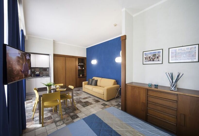 استودیوی سوپریور, Residence Star