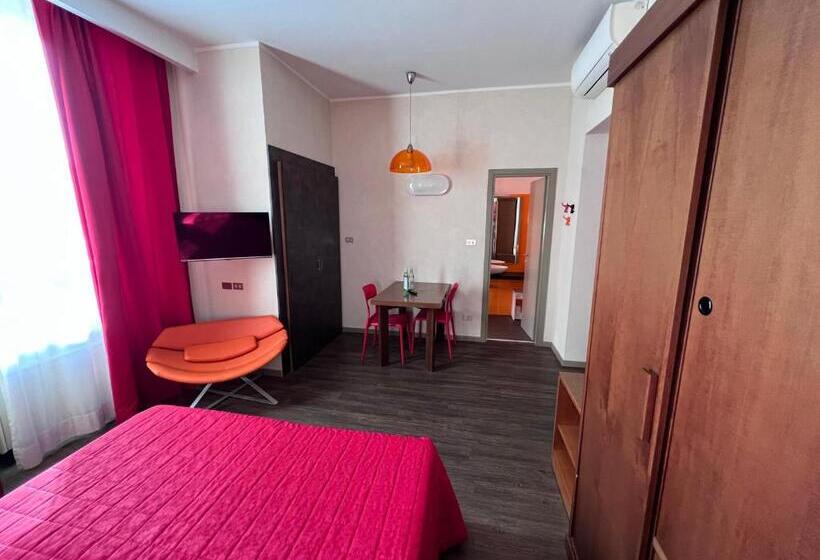 استودیوی استاندارد, Residence Star