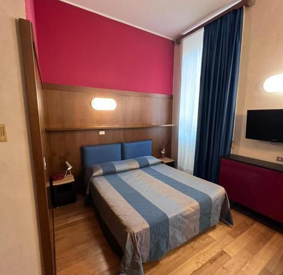 استودیوی استاندارد, Residence Star