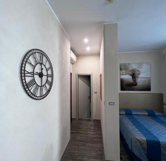 استودیوی سوپریور, Residence Star